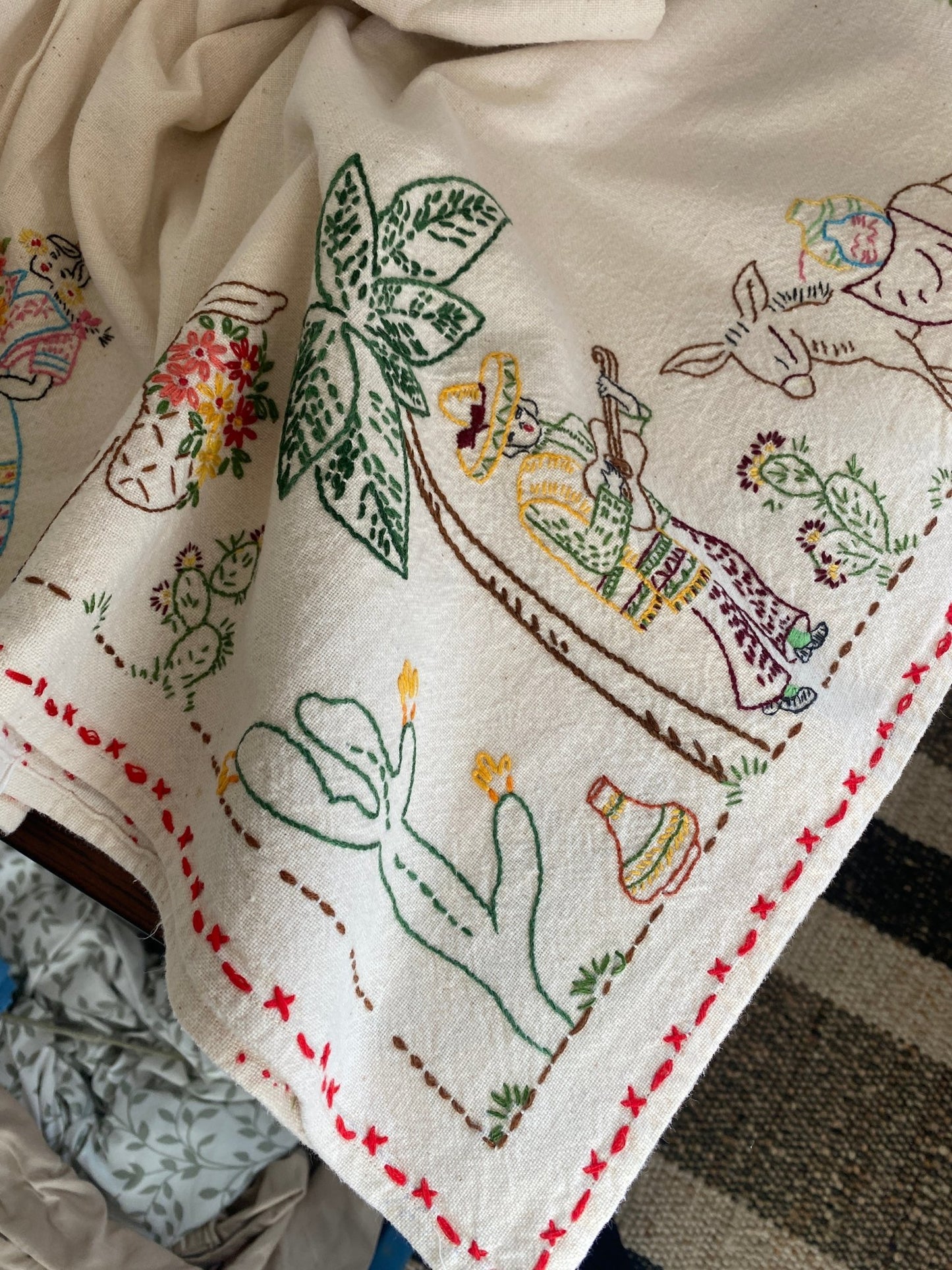 Vintage Handkerchiefs, Table Linens & Runners - Perth Market