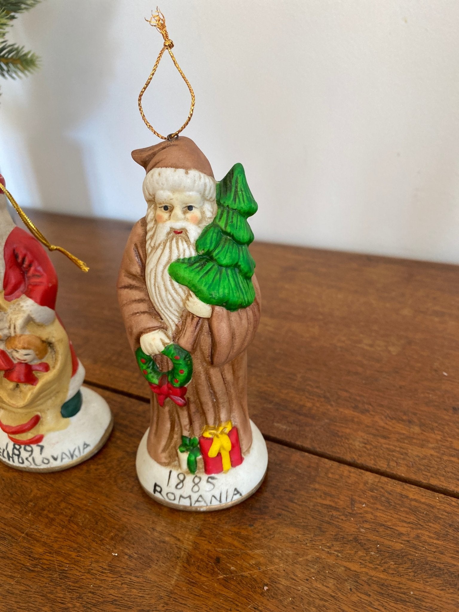 Father Christmas Old World Santa Ornament - Perth Market