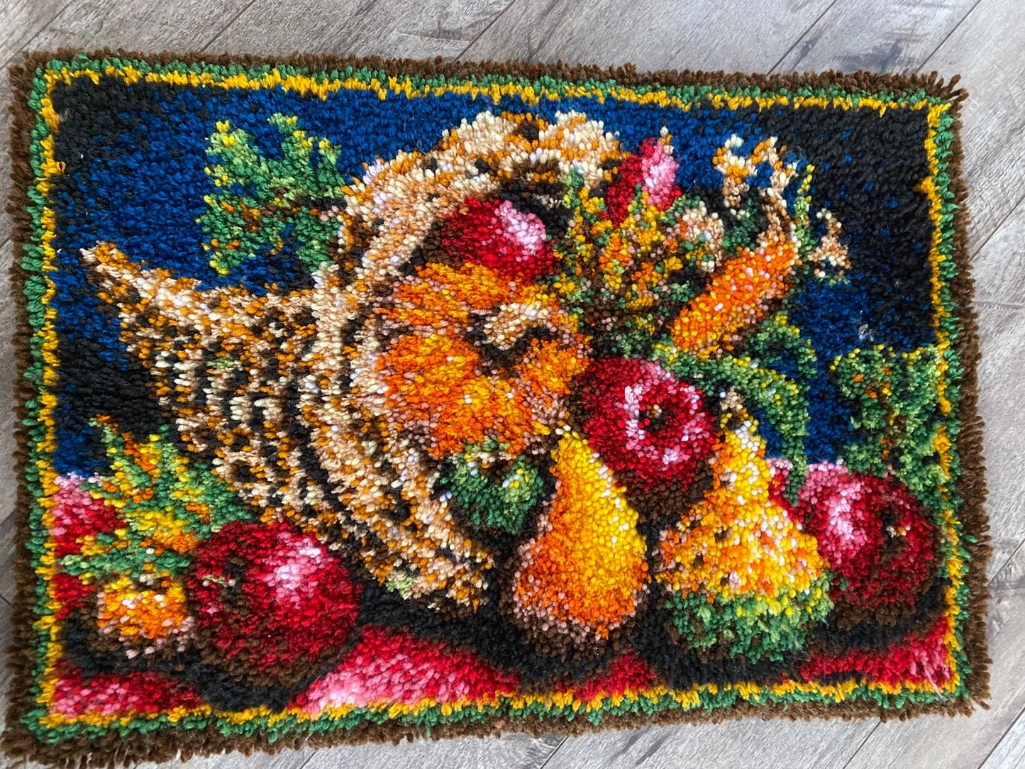 Floral Tufted Rug - Perth Market