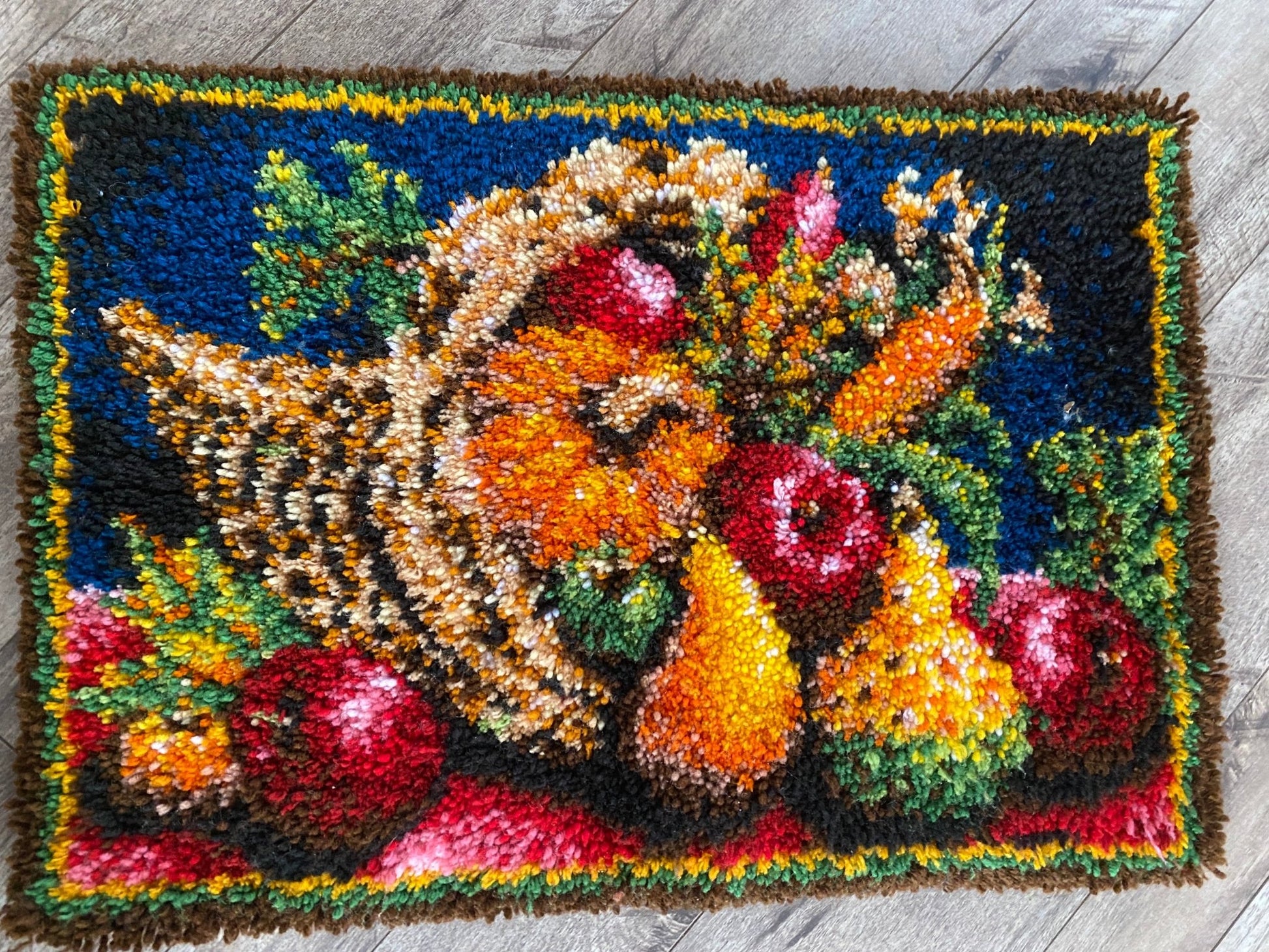 Floral Tufted Rug - Perth Market