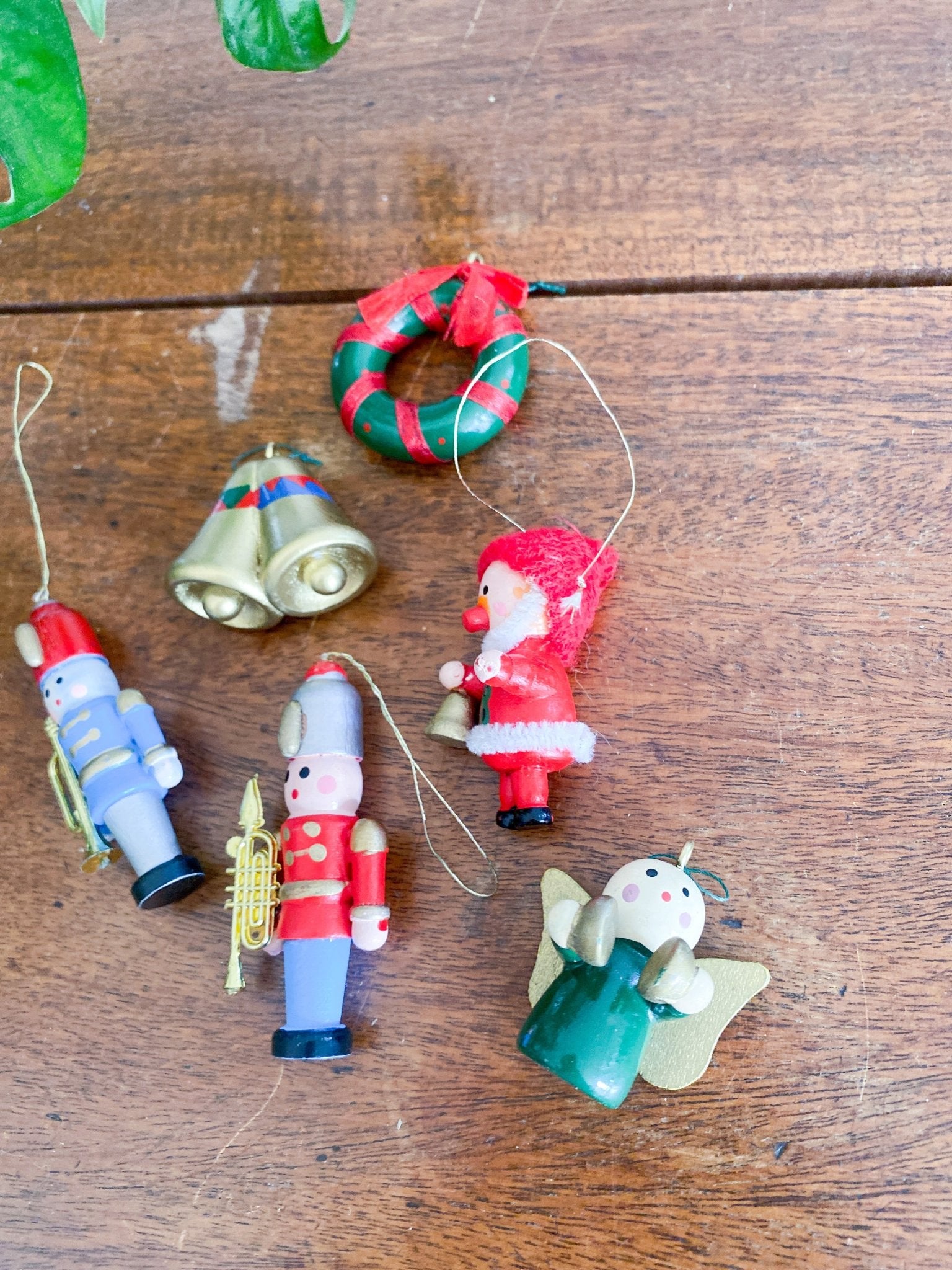 Lot of Vintage Handpainted Wooden Ornaments - Music - Perth Market