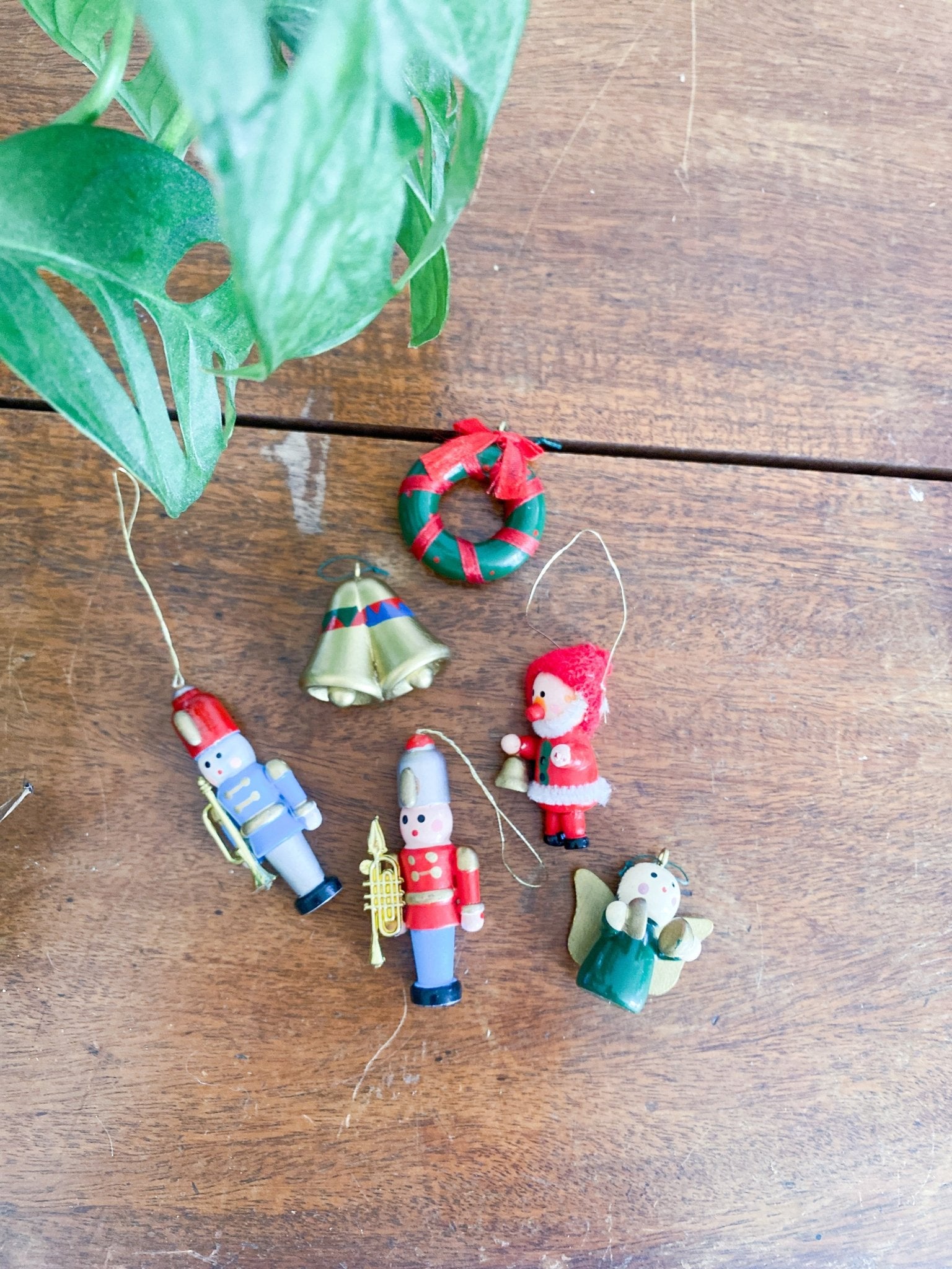 Lot of Vintage Handpainted Wooden Ornaments - Music - Perth Market