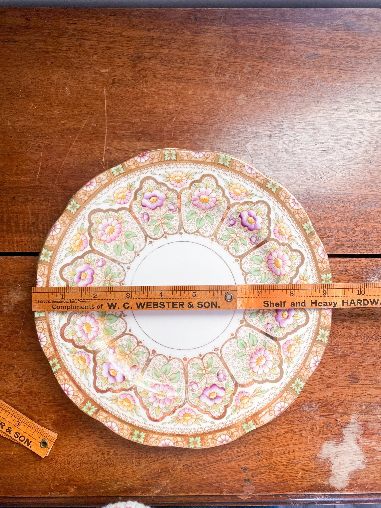 Royal Albert ‘Court’ Pattern Diningware - EXTRA 40% OFF - Perth Market