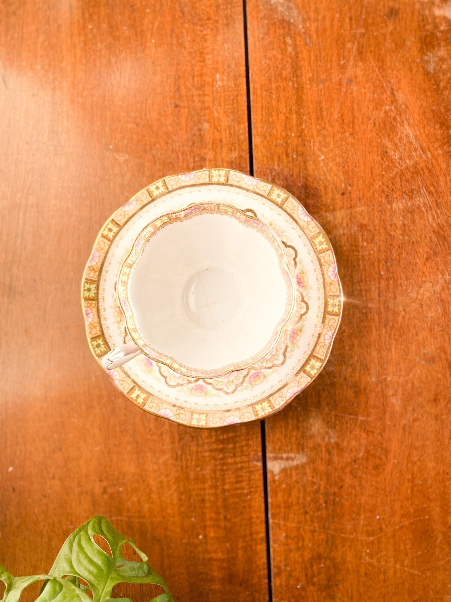 Royal Albert ‘Court’ Pattern Diningware - EXTRA 40% OFF - Perth Market