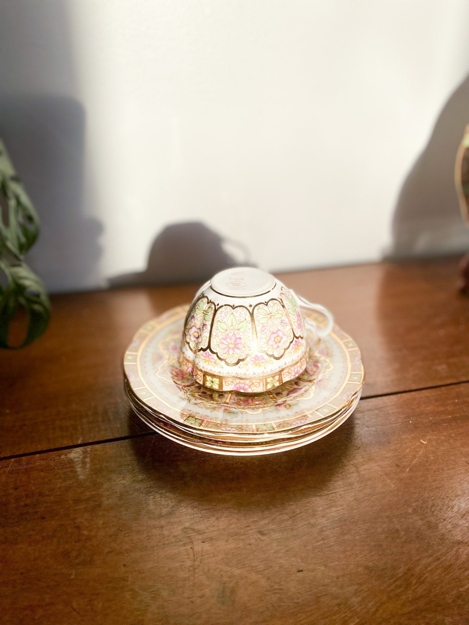 Royal Albert ‘Court’ Pattern Diningware - EXTRA 40% OFF - Perth Market