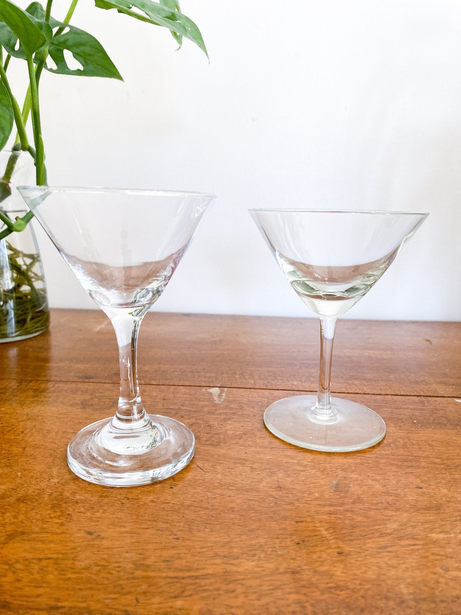 https://www.perthmarket.ca/cdn/shop/products/small-clear-martini-glasses-set-of-2-383418.jpg?v=1679181355