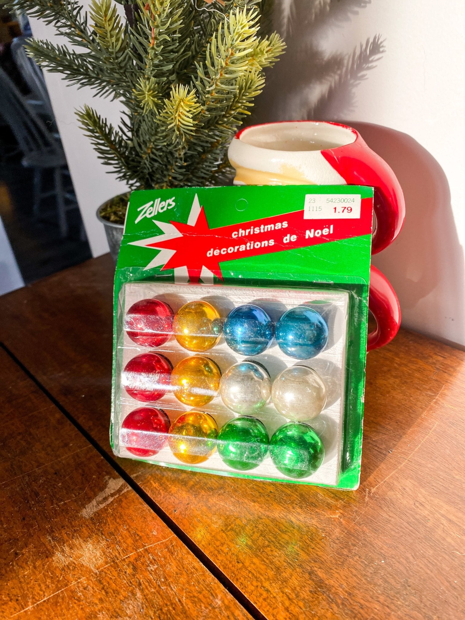 Zellers Brand Glass Christmas Bulbs - 12 included - Perth Market